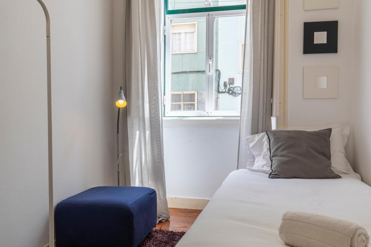 Typical 2bdr In By Lovelystay Appartement *